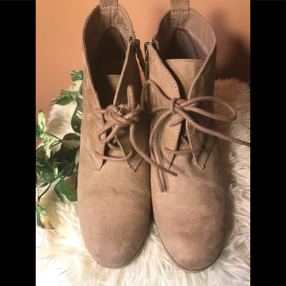 DV Wedge